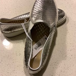 Ladies shoes